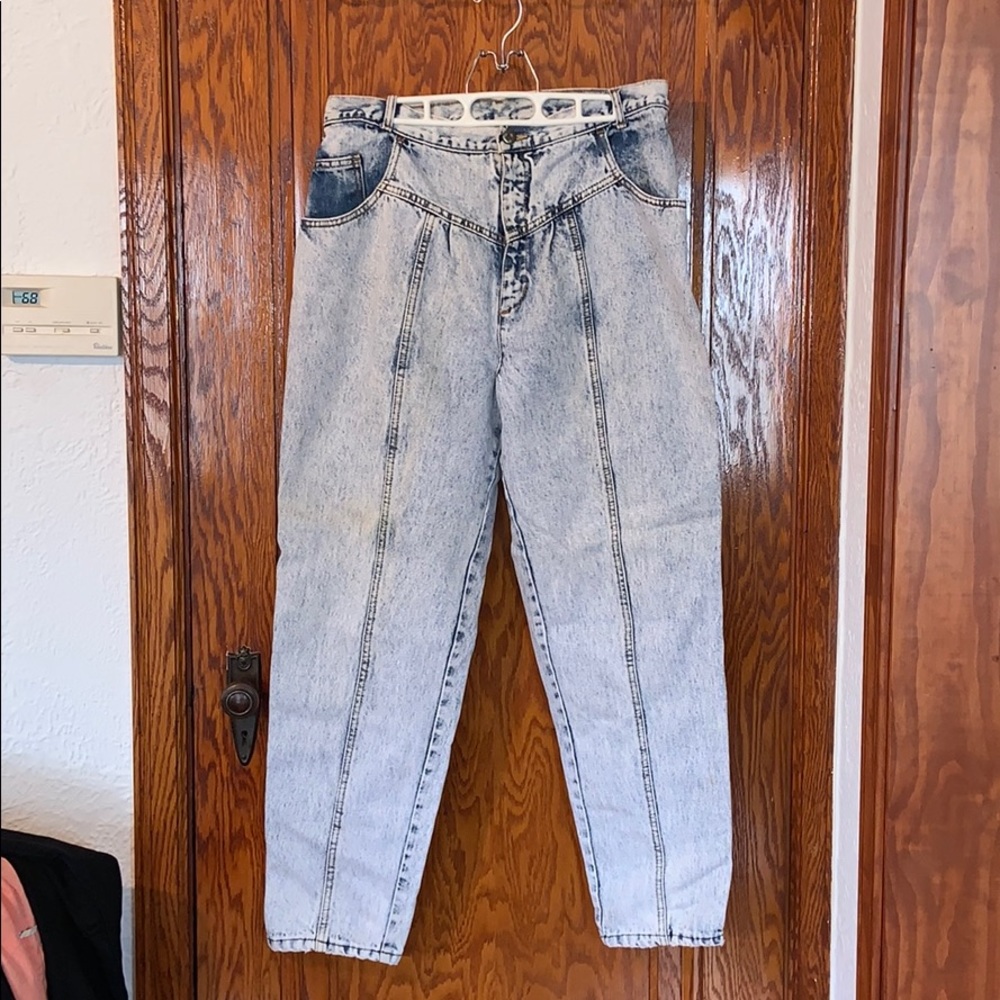 Amaaaaazing mom jeans!